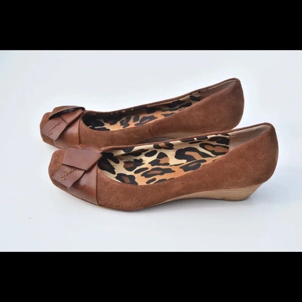 Jessica Simpson Jemma low wedges
